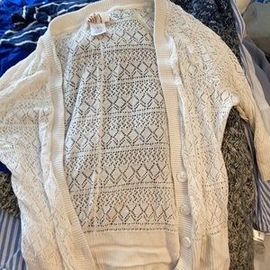 Half sleeve holy cardigan